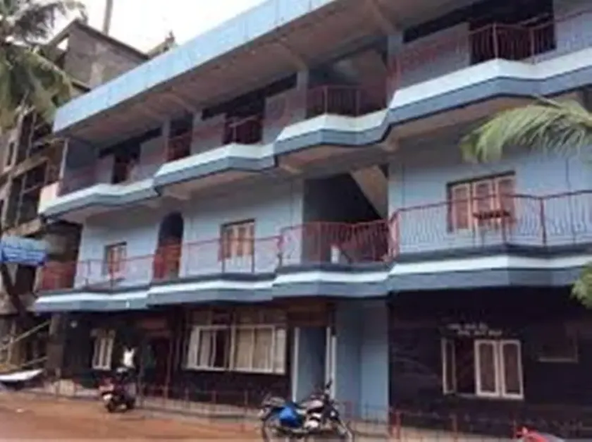 Hari Om Gokarna Hotel - Image 1
