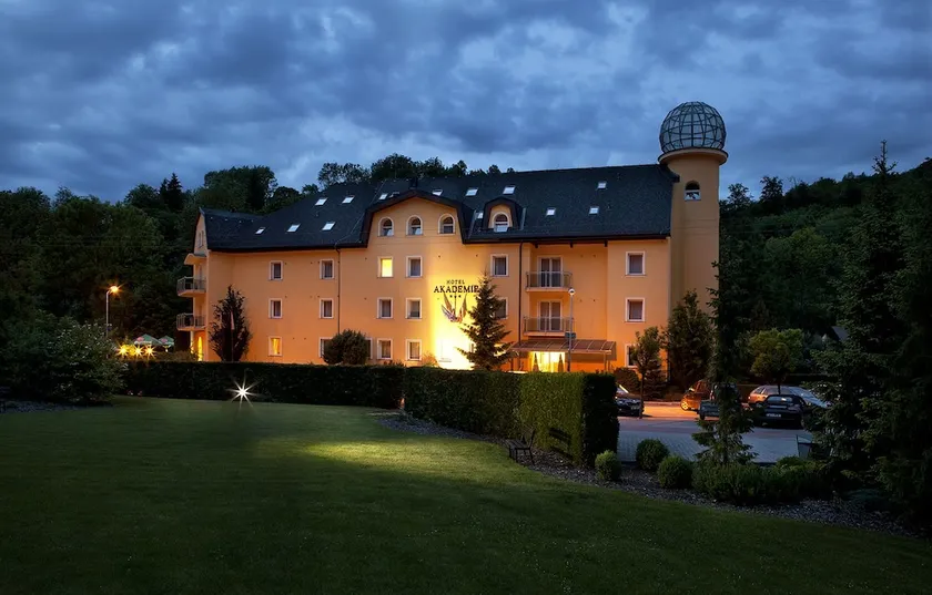 Hotel Akademie - Image 1