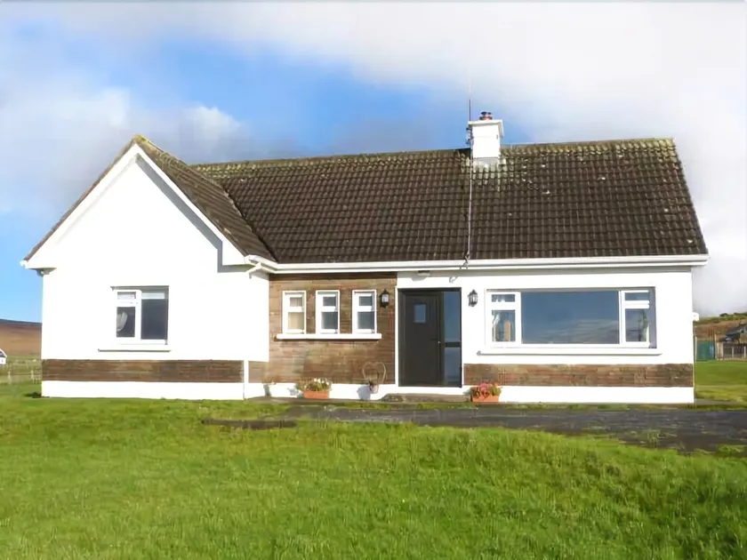 Jimmy's Cottage - Image 1
