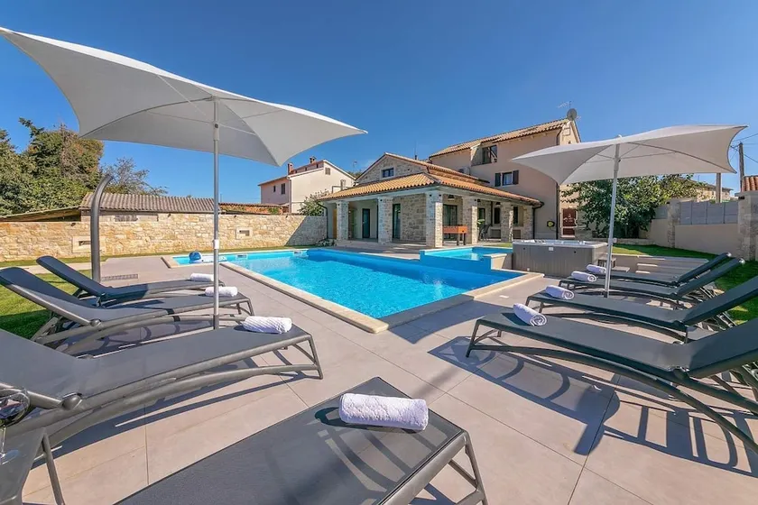 Villa Manu - Image 1