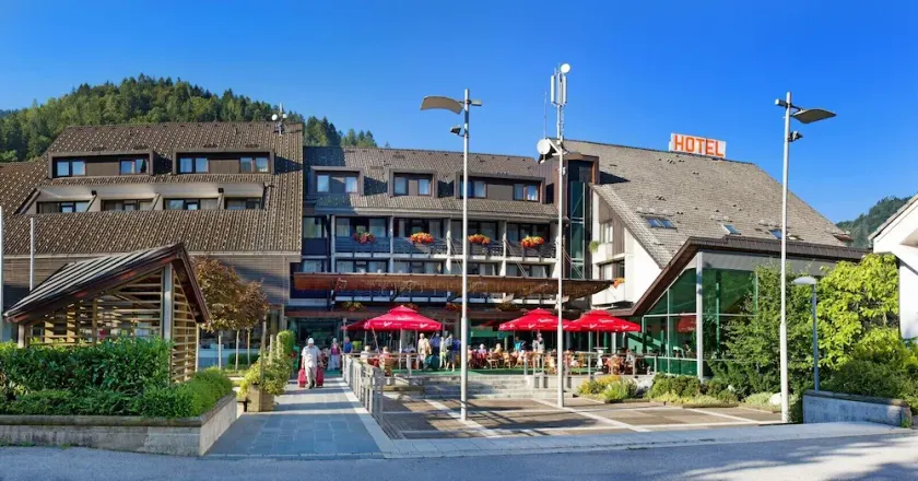Hotel Cerkno - Image 1