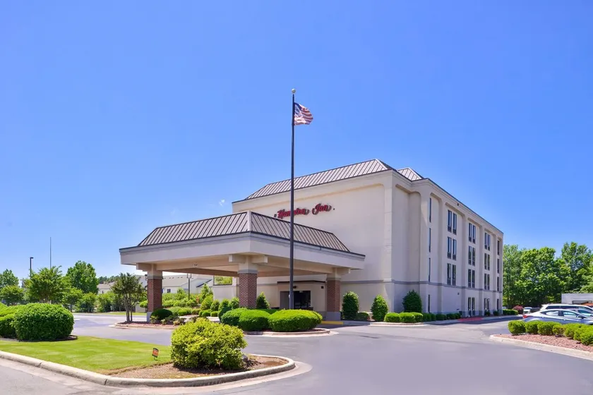 Hampton Inn Decatur - Image 1