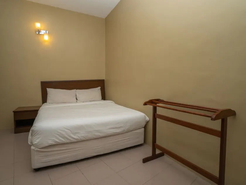 D'Pearl Hotel - Image 1