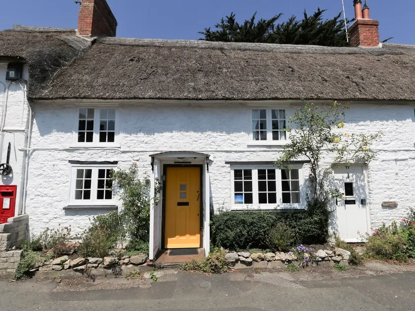 Apple Tree Cottage, BURTON BRADSTOCK - Image 1