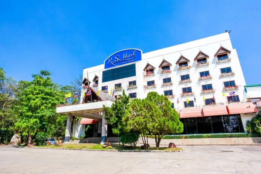 R S Hotel  Kanchanaburi - Image 1