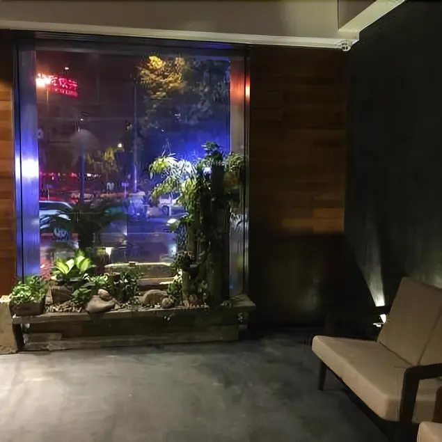 Huadigang Yueting Concept Hotel - Image 1