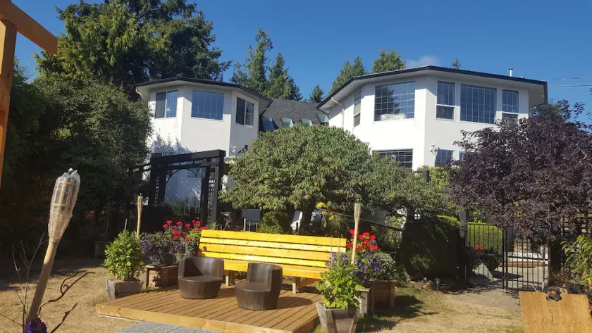 By The Sea BnB Sidney BC - Image 1