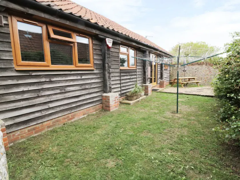 Duckling Barn - Image 1