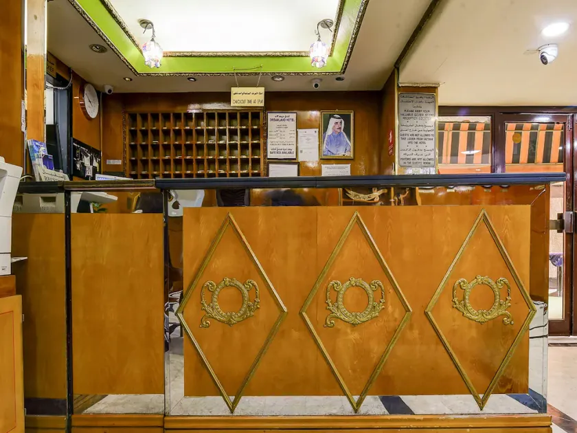 OYO 270 Dream Land Hotel - Image 1