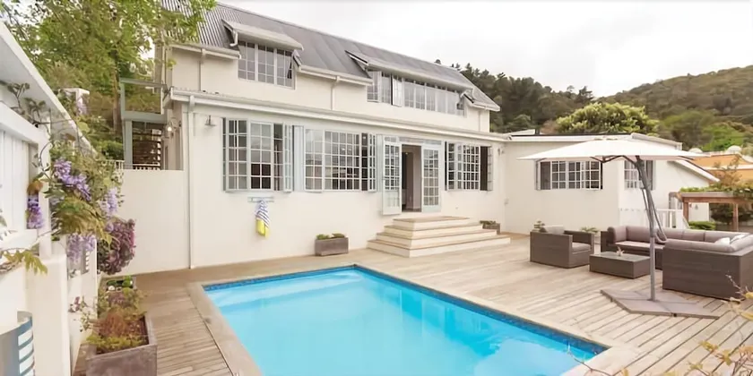 Portside House - Image 1