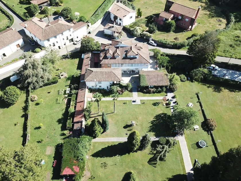 La Casona de Amandi - Image 1