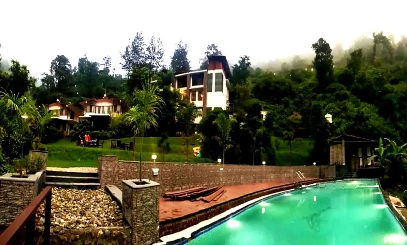 Haut Monde Hill Stream Resort and Spa - Image 1