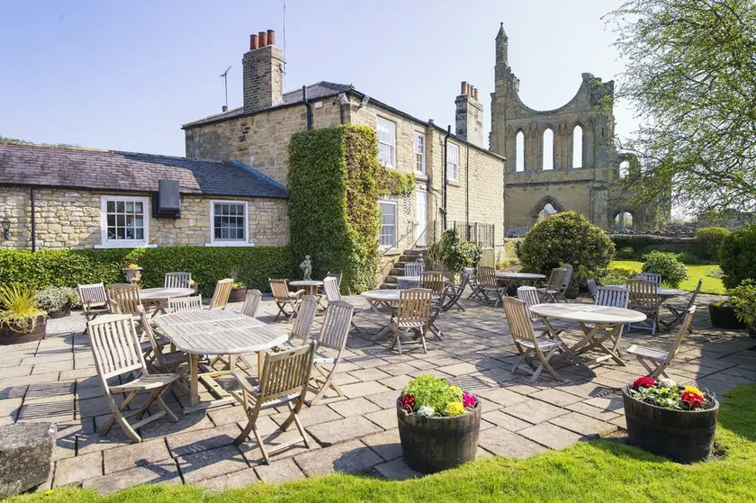 Byland Abbey Inn - Image 1