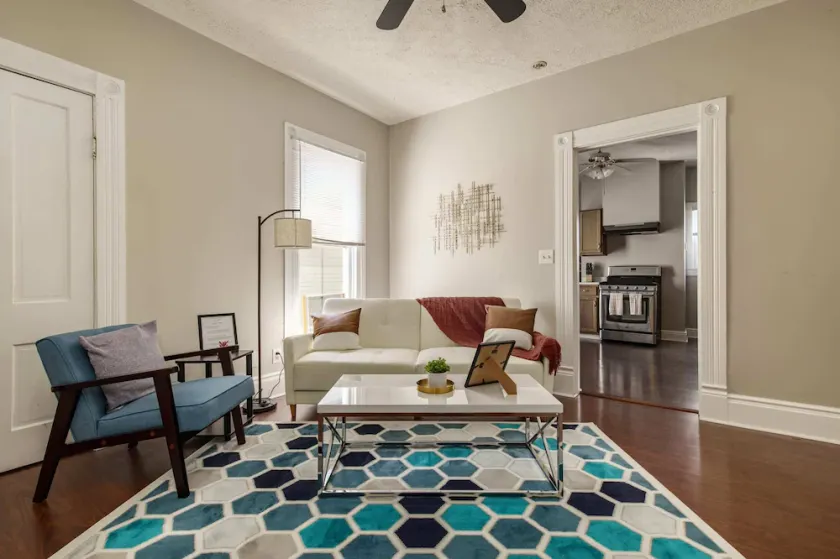 Stylish 2BR House on Frankfort Ave by CozySuites - Image 1