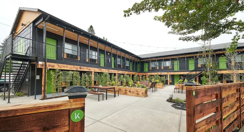 The Kenton Hotel - Image 1