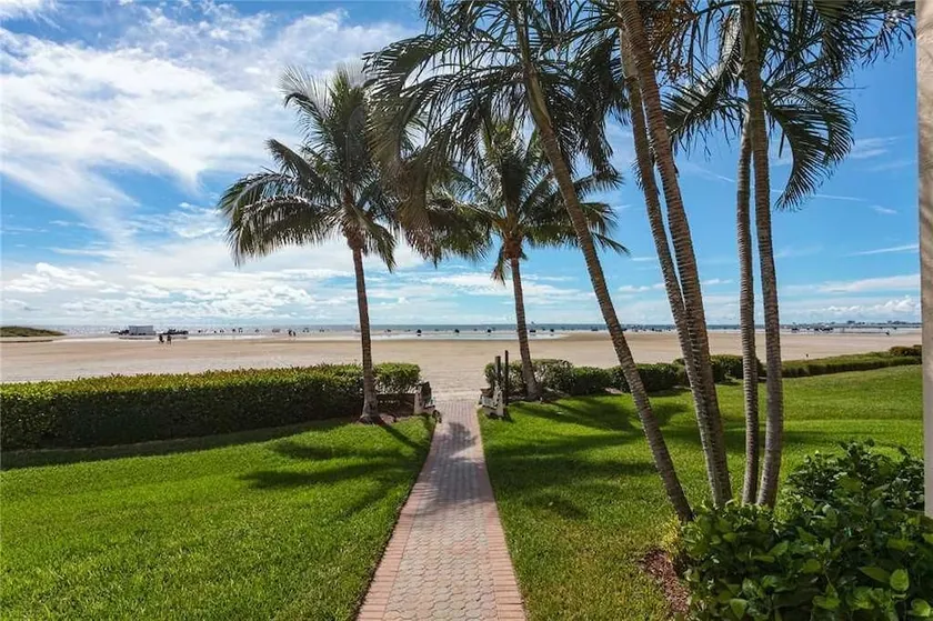 Sandarac B704, Gulf Front, 2 Bedrooms, Sleeps 6, Heated Pool, Elevator - Image 1