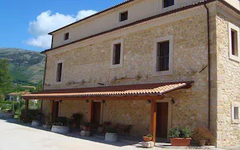 Agriturismo Campo Del Monaco - Image 1
