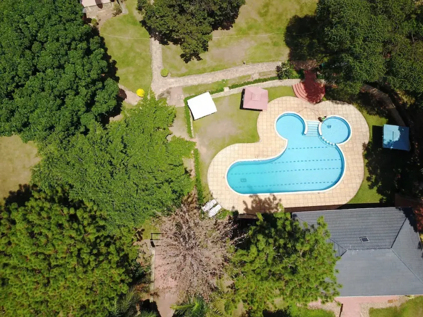 Garuga Resort Beach Hotel - Image 1