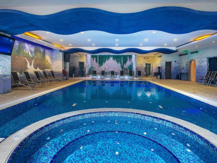 Mercure Corniche Al Khobar - Image 1
