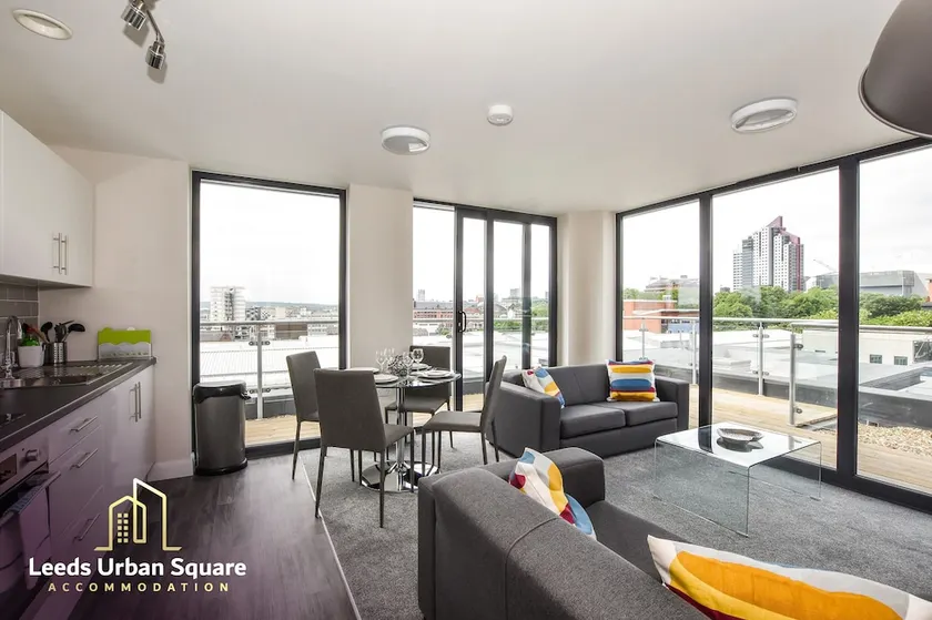 Skinner Lane Apartments - Image 1