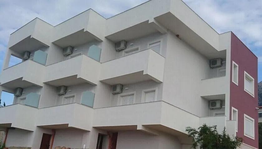 Dima Vista - Image 1