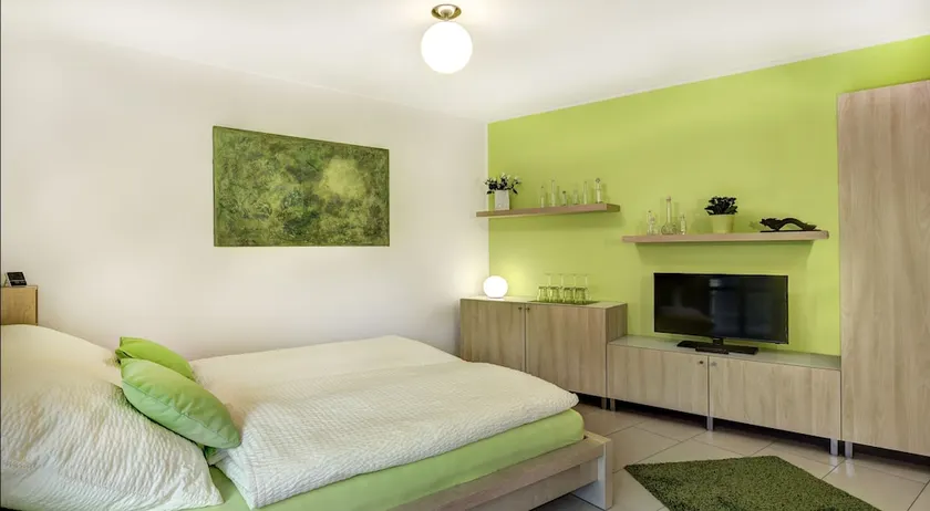 [R2b] Serviced Apartment - Image 1