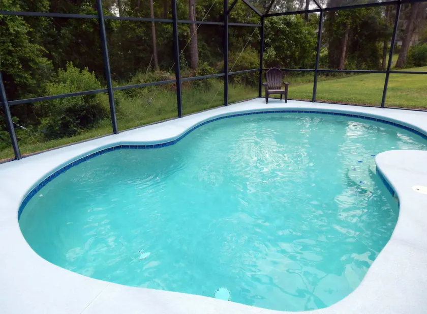 Tree Top Retreat - Image 1