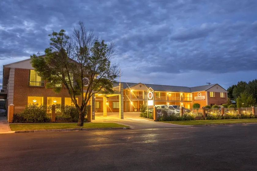 Charlotte Apartments - Image 1