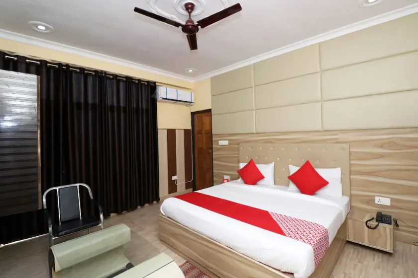Hotel Sky View By OYO Rooms - Image 1