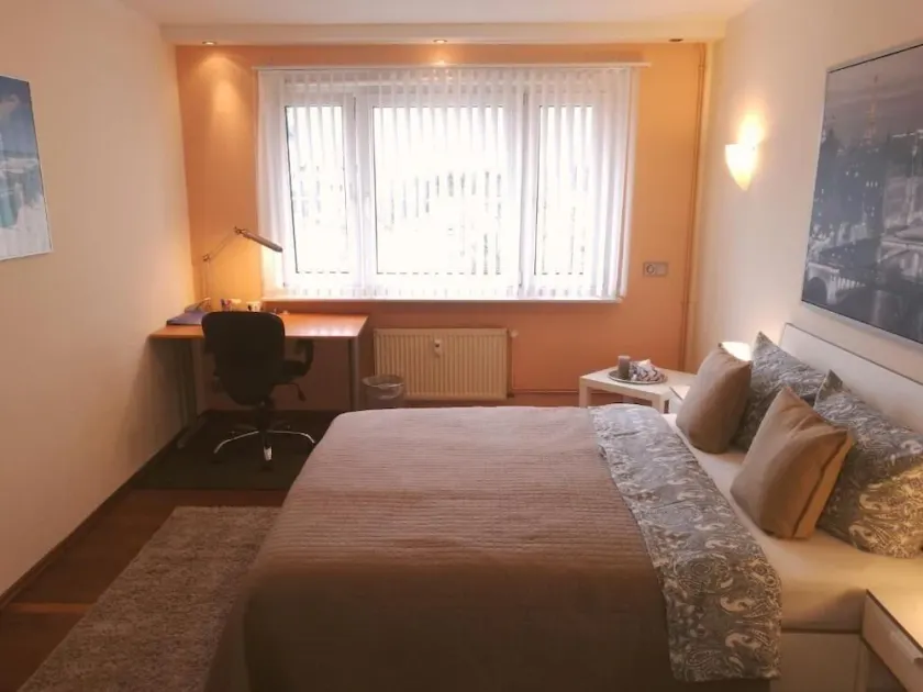Moderne 1-zimmer Wohnung Wi-fi - Image 1