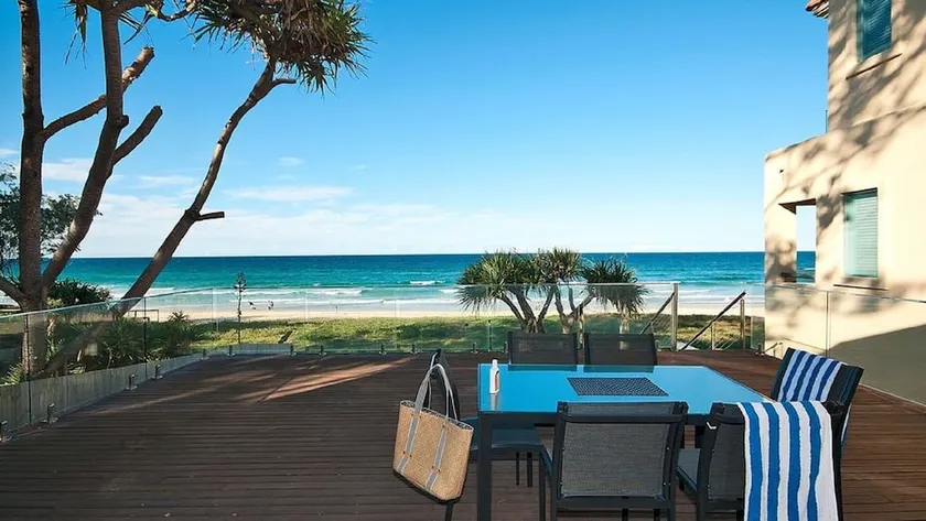 Hedges Avenue Beach House - Image 1