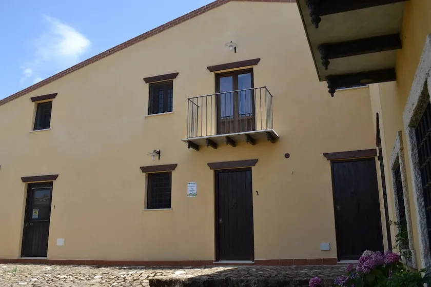 agriturismo case parrino - Image 1