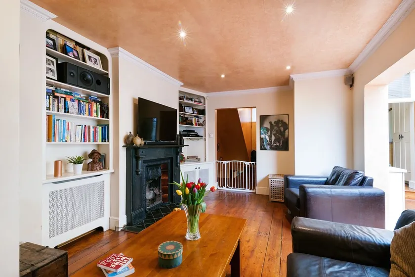 Bright Munster Road Apartment - MM2 - Image 1