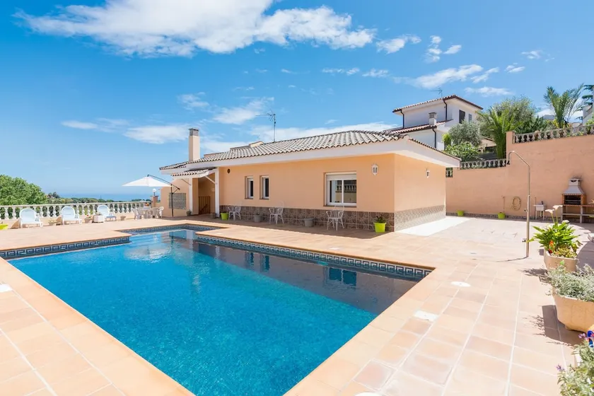 HomeHolidaysRentals Aube - Costa Barcelona - Image 1
