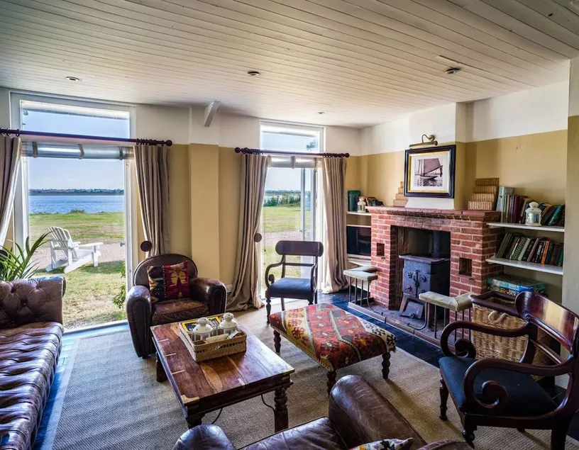 Manor Beach 1 / 4-bed home on Osea Island, Essex - Image 1