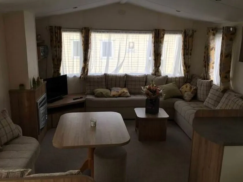 Simplistic Holiday Home in Hastings Near Castle - Image 1
