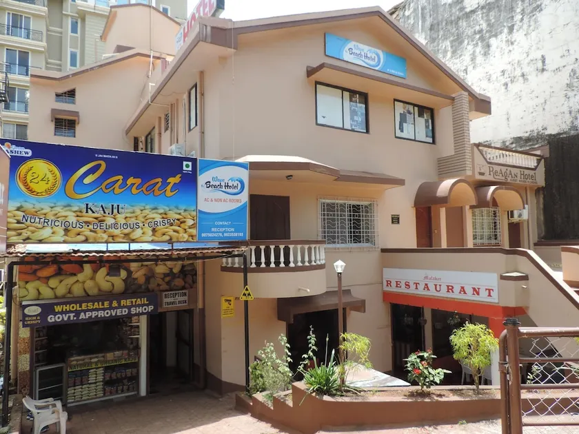 Wave Beach Hotel - Image 1