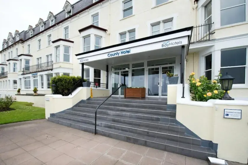 Belvilla Llandudno Seafront Hotel - Image 1