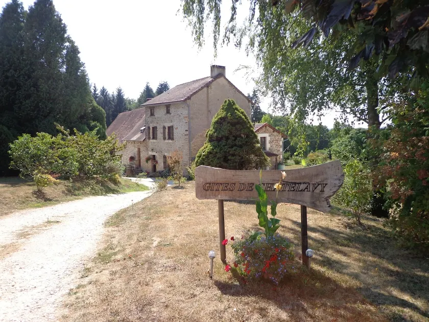 Chatelavy - Image 1
