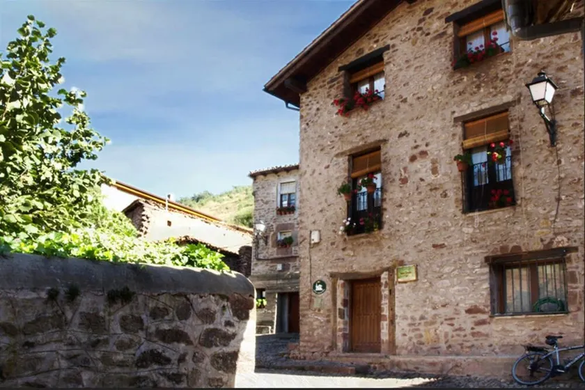 Casa Somera - Image 1