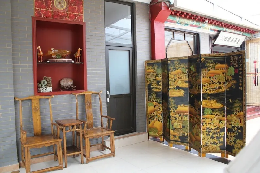 Hutong Inn - Image 1