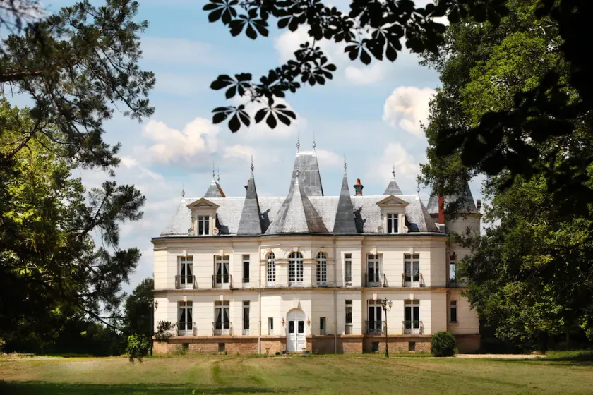Château D'Escurat - Image 1