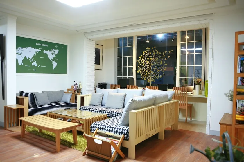 Guest House Mate - Image 1