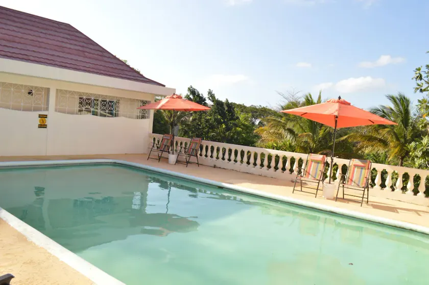 Sea Grove Villa - Image 1