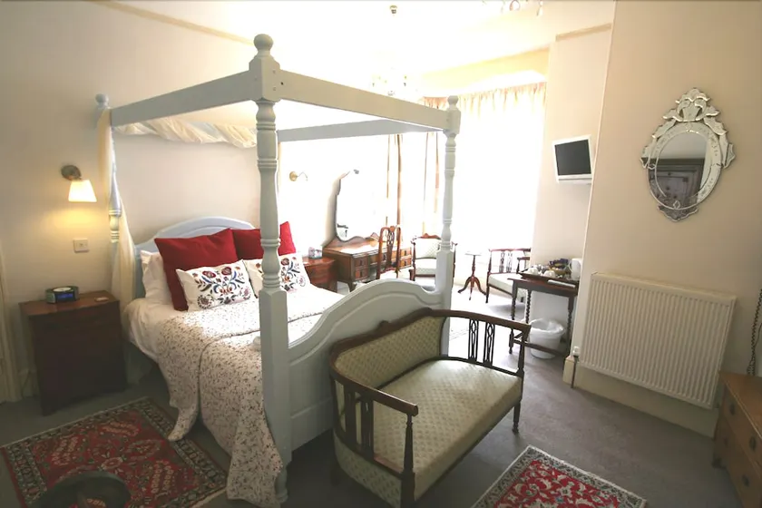 Glencree House Bed & Breakfast - Image 1