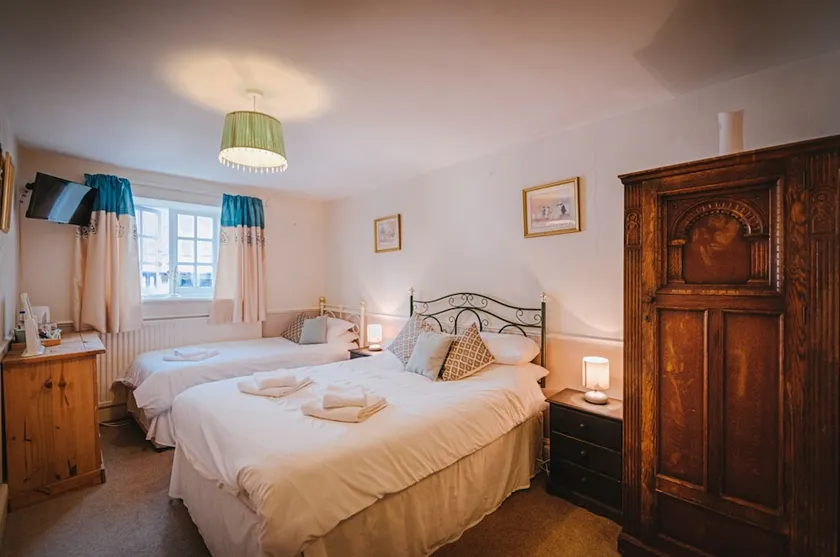 Church House Inn - Image 1