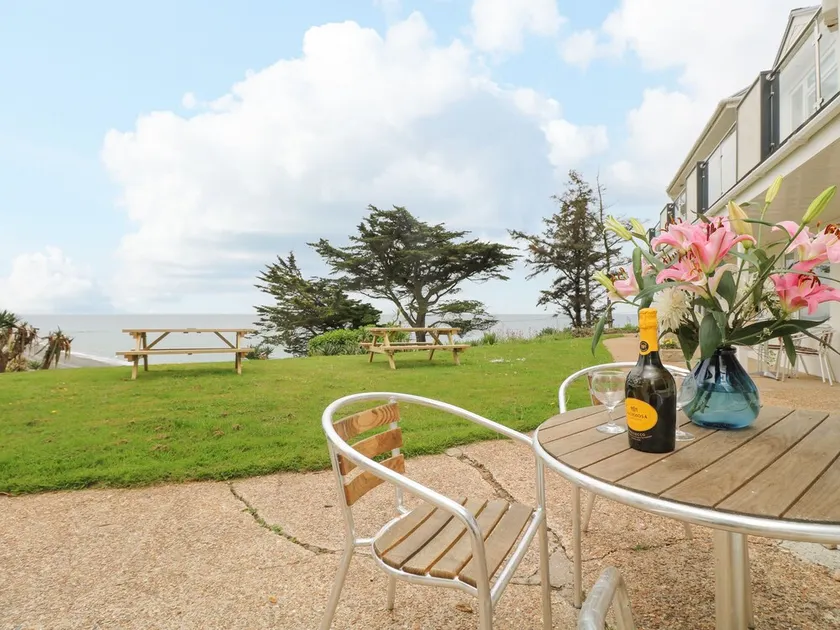 Surf Loft - Image 1