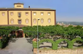 Monestir - Image 1