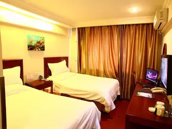 GreenTree Inn Haerbin City Nangang Railyway Station Haicheng Street Express Hotel - Image 1