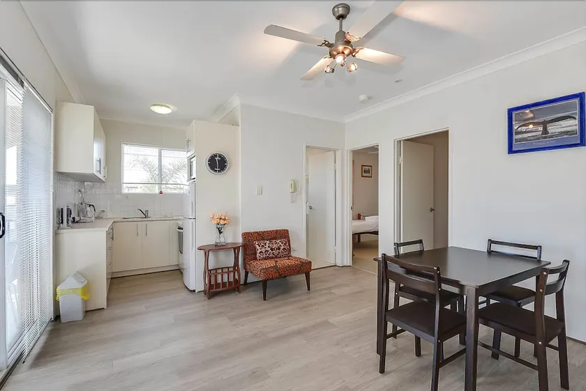 Surf Side Palms 12 - Image 1